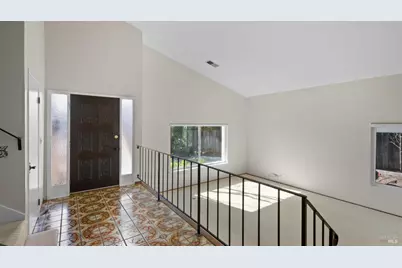 309 Drake Court, Benicia, CA 94510 - Photo 9