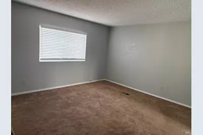 5300 Rexford Way, Santa Rosa, CA 95403 - Photo 9