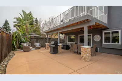 631 Sunnyvale Place, Vacaville, CA 95687 - Photo 45