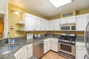 1449 Morning Glory Dr, Petaluma, CA 94954 - Photo 13