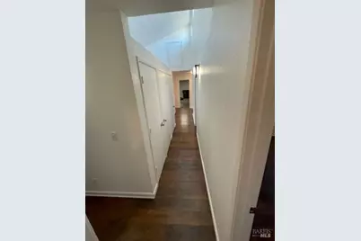 935 W 8th Street, Santa Rosa, CA 95401 - Photo 17