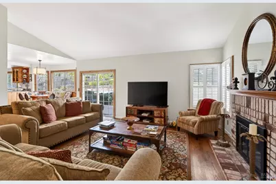 1034 Stonebridge Drive, Napa, CA 94558 - Photo 17