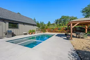 1750 Crystal Springs Ct, Santa Rosa, CA 95404 - Photo 37