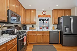 29 Valley W Cir, Napa, CA 94558 - Photo 13