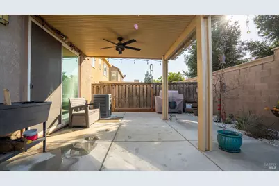 626 Sitka Drive, Vacaville, CA 95687 - Photo 35
