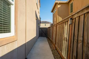 626 Sitka Dr, Vacaville, CA 95687 - Photo 29