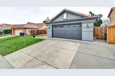 4758 Antelope Circle, Fairfield, CA 94534 - Photo 5