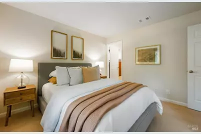 32 Picadilly Court, San Rafael, CA 94903 - Photo 11