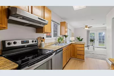 2450 Oceanic Drive, Fairfield, CA 94533 - Photo 13