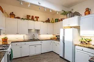 148 Oakwood Dr, Petaluma, CA 94954 - Photo 39