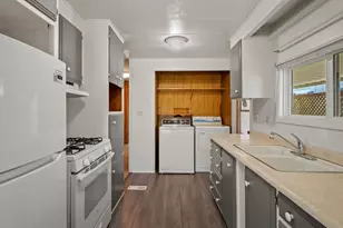 148 Oakwood Dr, Petaluma, CA 94954 - Photo 15