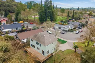 397 Parkview Dr, Healdsburg, CA 95448 - Photo 33