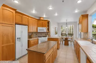 397 Parkview Dr, Healdsburg, CA 95448 - Photo 13