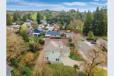 397 Parkview Drive, Healdsburg, CA 95448 - Photo 35