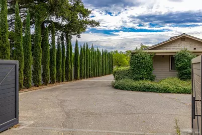 1851 Vallejo Street, Saint Helena, CA 94574 - Photo 3