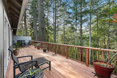 1011 Oak Mesa Drive, Santa Rosa, CA 95409 - Photo 25