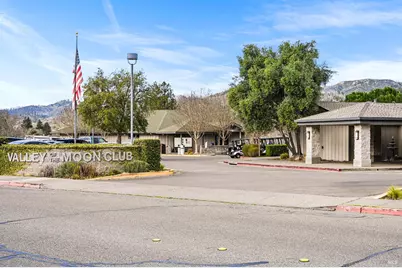 1011 Oak Mesa Drive, Santa Rosa, CA 95409 - Photo 35