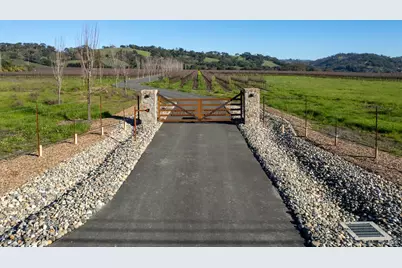 1276 Jensen Lane, Windsor, CA 95492 - Photo 9