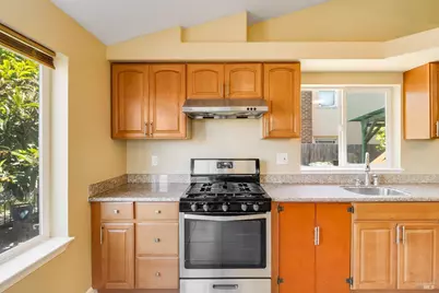 317 Central Avenue, Vallejo, CA 94590 - Photo 17