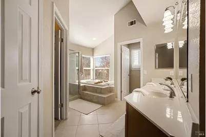912 Cedar Brook Lane, Vacaville, CA 95687 - Photo 45