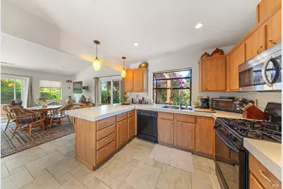 105 Holstrom Circle, Novato, CA 94947 - Photo 15