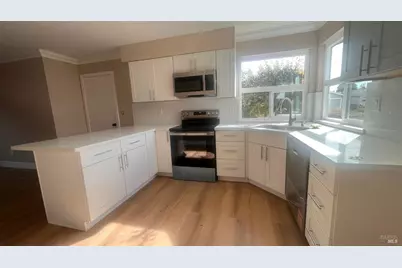 482 Vivienne Drive, Watsonville, CA 95076 - Photo 5