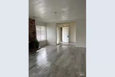 27 Woodgreen Street, Santa Rosa, CA 95409 - Photo 5