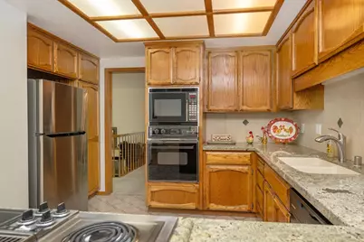 9231 Lakewood Drive, Windsor, CA 95492 - Photo 13