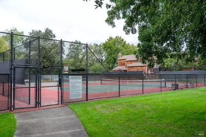 9231 Lakewood Drive, Windsor, CA 95492 - Photo 47