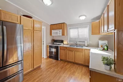 124 Del Paso Drive, Vacaville, CA 95687 - Photo 13