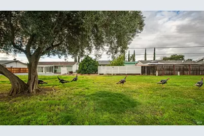 128 Lassen Circle, Vacaville, CA 95687 - Photo 33