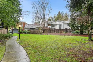 2403 Marylyn Cir, Petaluma, CA 94954 - Photo 21