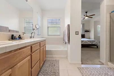 8128 Carlisle Way, Vallejo, CA 94591 - Photo 15