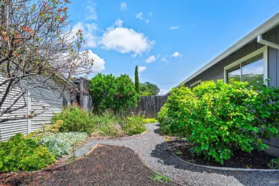 431 University Street, Healdsburg, CA 95448 - Photo 37