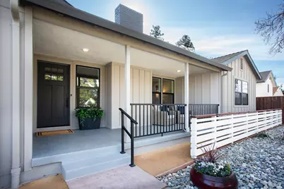 409 W C Street, Dixon, CA 95620 - Photo 3