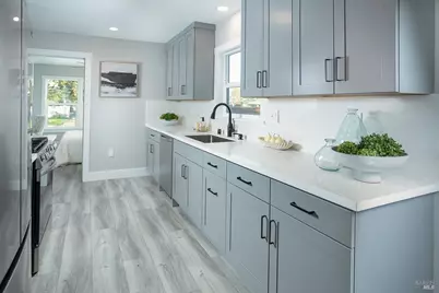 409 W C Street, Dixon, CA 95620 - Photo 11