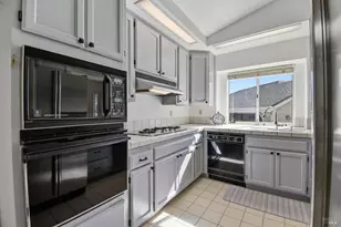 2016 Stonefield Ln, Santa Rosa, CA 95403 - Photo 11