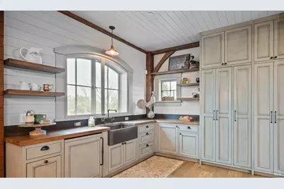 1170 Bayview Avenue, Napa, CA 94559 - Photo 43