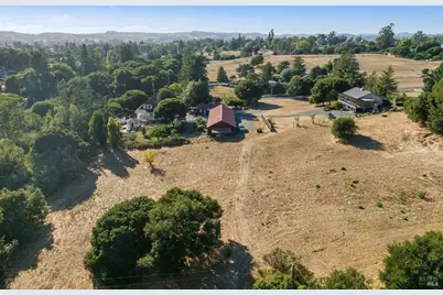 1375 Gossage Avenue, Petaluma, CA 94952 - Photo 63