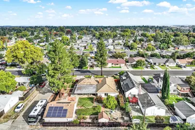 689 W C Street, Dixon, CA 95620 - Photo 61