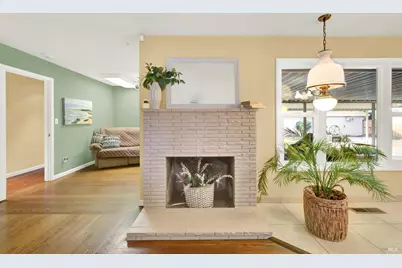 689 W C Street, Dixon, CA 95620 - Photo 19