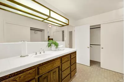 689 W C Street, Dixon, CA 95620 - Photo 45