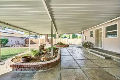 689 W C Street, Dixon, CA 95620 - Photo 73