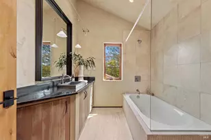 35 Forest Ln, Napa, CA 94558 - Photo 39