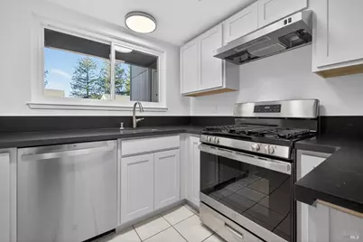 305 Westmont Place, Santa Rosa, CA 95401 - Photo 1