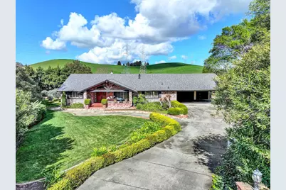 2125 Mecca Court, Fairfield, CA 94534 - Photo 3