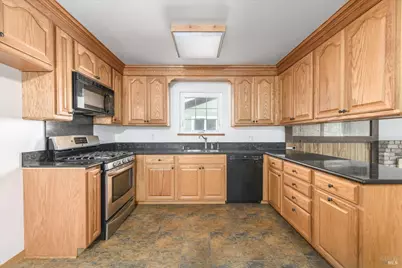 2430 Yajome Street, Napa, CA 94558 - Photo 9