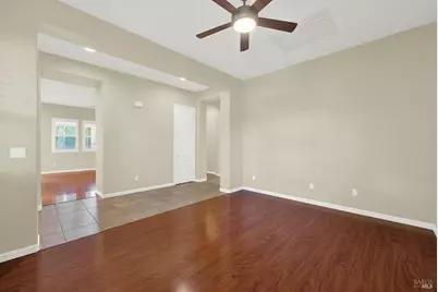 3007 Norwich Court, Vacaville, CA 95687 - Photo 9