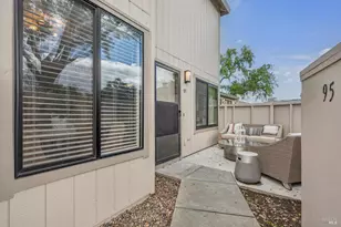 95 Dockside Cir, San Rafael, CA 94903 - Photo 5