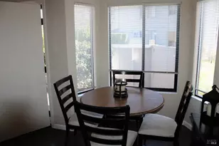 29 Sailmaker Ct, San Rafael, CA 94903 - Photo 15